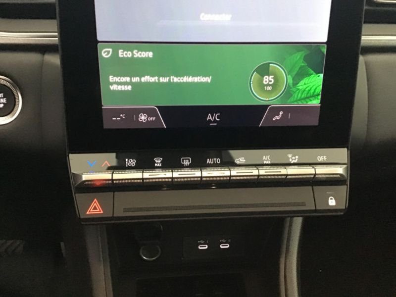 Renault Captur E-Tech full hybrid 160 ch Techno