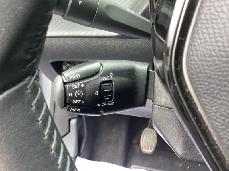 Peugeot 208 PureTech 100 S&S BVM6 Active