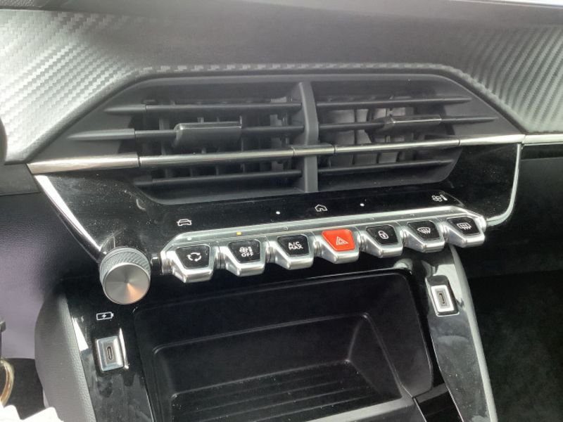 Peugeot 208 PureTech 100 S&S BVM6 Active