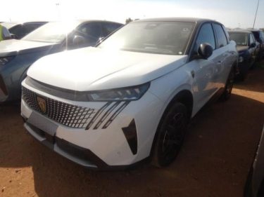 Peugeot 3008 (Nouveau) 1.2i Hybrid 145 GT e-DCS6 GPS ADML ACC Radar Av/Ar Camera