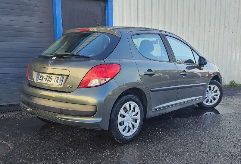 PEUGEOT 207 1.4E 75CH X-LINE 