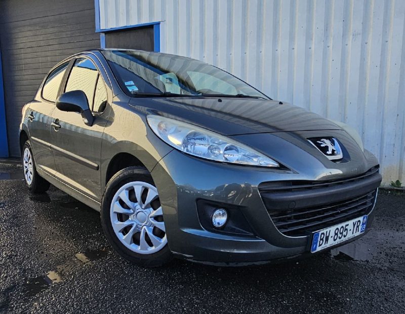 PEUGEOT 207 1.4E 75CH X-LINE 
