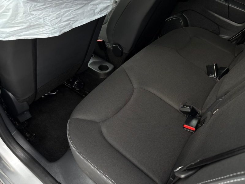 Clio IV 1.5 dCi 75ch 🚗 67 204 km 📊 Reprise 🔄 Garantie 6 mois ✅