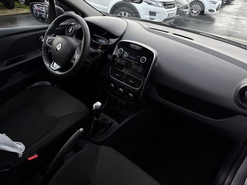 Clio IV 1.5 dCi 75ch 🚗 67 204 km 📊 Reprise 🔄 Garantie 6 mois ✅