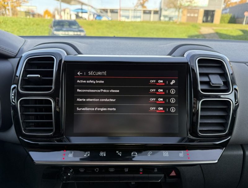 CITROEN C5 AIRCROSS BlueHDi 130 Feel EAT8 Carplay / Attelage / Sièges chauffants / Caméra