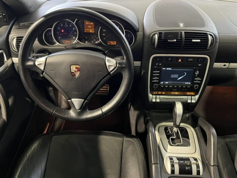 PORSCHE CAYENNE GTS 4.8 V8  BA 405cv SUIVI COMPET PORSCHE