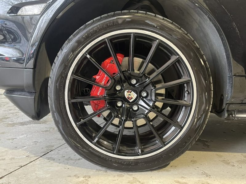 PORSCHE CAYENNE GTS 4.8 V8  BA 405cv SUIVI COMPET PORSCHE