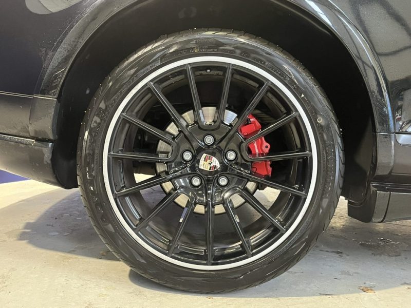 PORSCHE CAYENNE GTS 4.8 V8  BA 405cv SUIVI COMPET PORSCHE