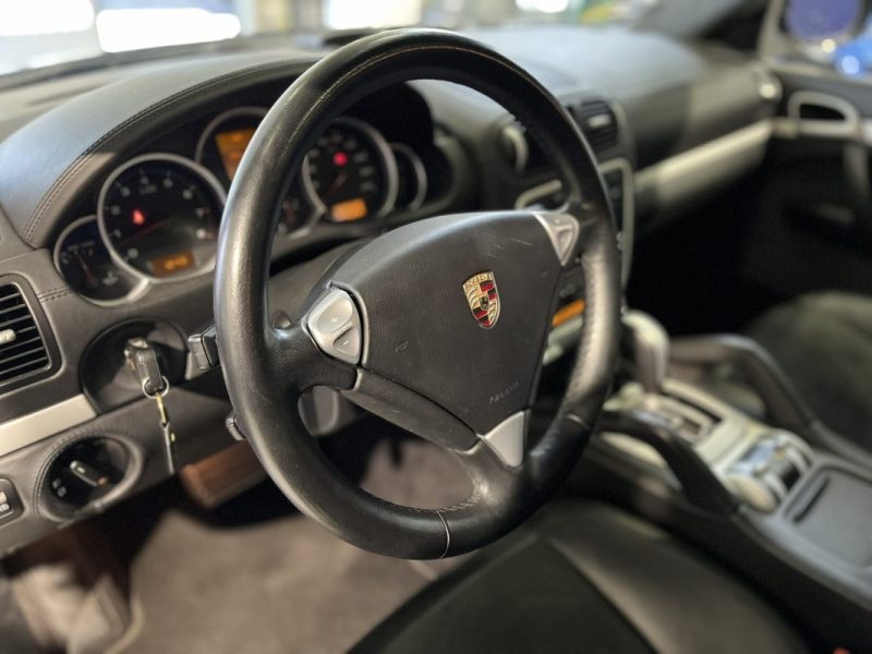 PORSCHE CAYENNE GTS 4.8 V8  BA 405cv SUIVI COMPET PORSCHE