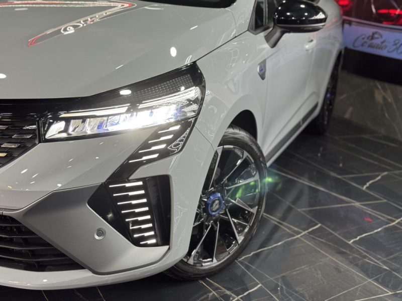 RENAULT CLIO 1.6I - 16V SCE 145 E-TECH 2025 TTC