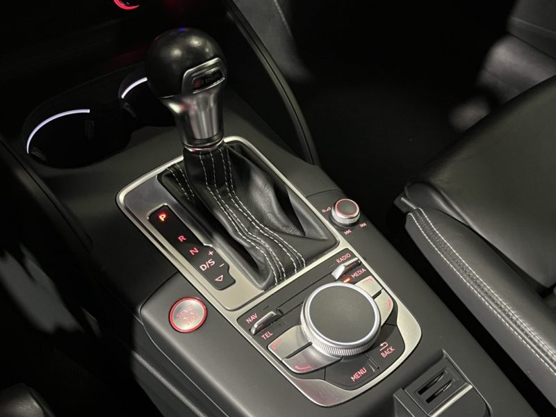 AUDI S3 2.0 TFSI 300CH QUATTRO S TRONIC 6 SUIVI COMPLET TOIT OUVRANT