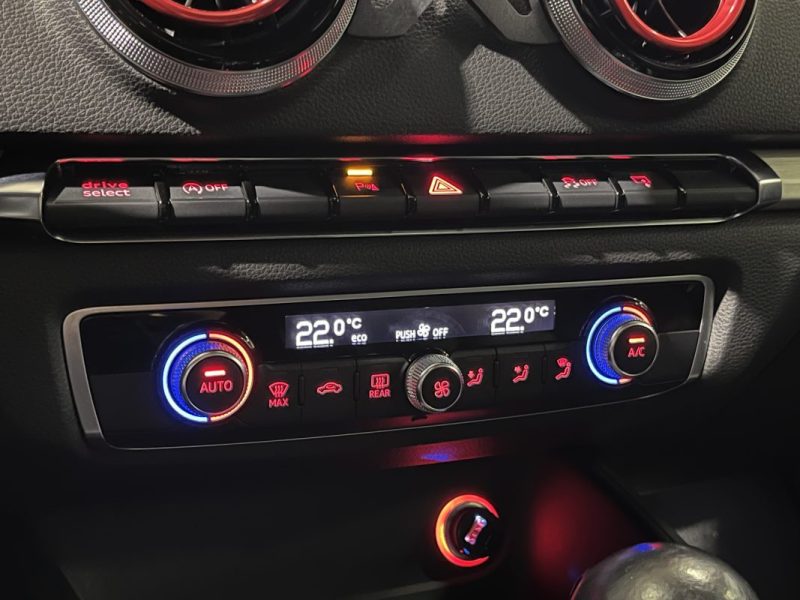 AUDI S3 2.0 TFSI 300CH QUATTRO S TRONIC 6 SUIVI COMPLET TOIT OUVRANT