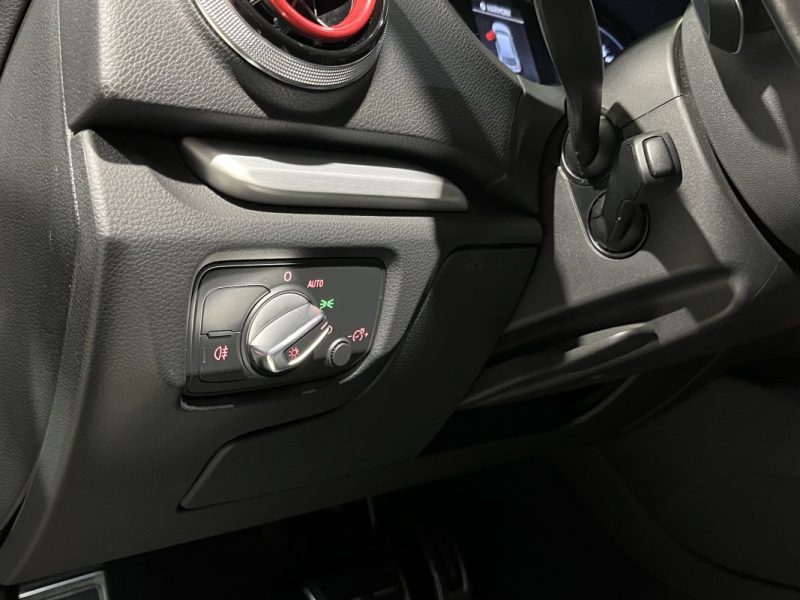 AUDI S3 2.0 TFSI 300CH QUATTRO S TRONIC 6 SUIVI COMPLET TOIT OUVRANT