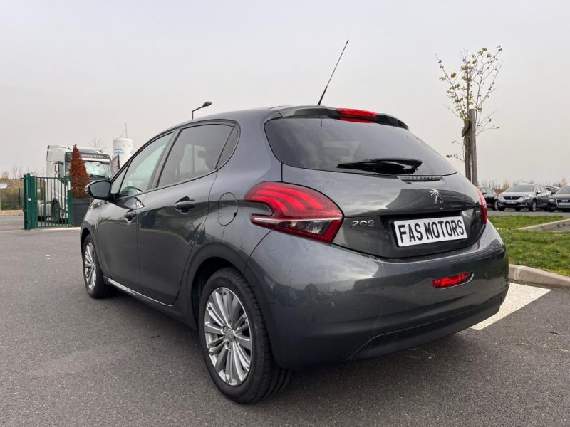 PEUGEOT 208  ALLURE - DISTRI NEUVE