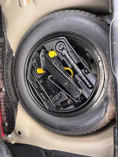 PEUGEOT 208  ALLURE - DISTRI NEUVE