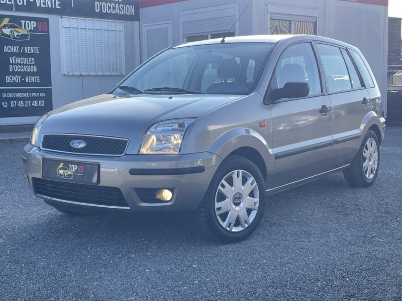 Ford Fusion 1.6i 100ch Elegance 1ere Main