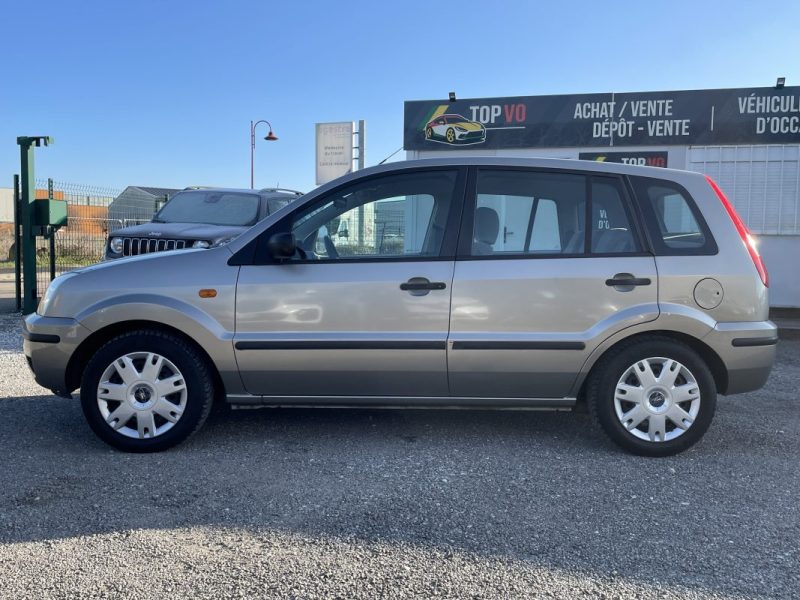 Ford Fusion 1.6i 100ch Elegance 1ere Main