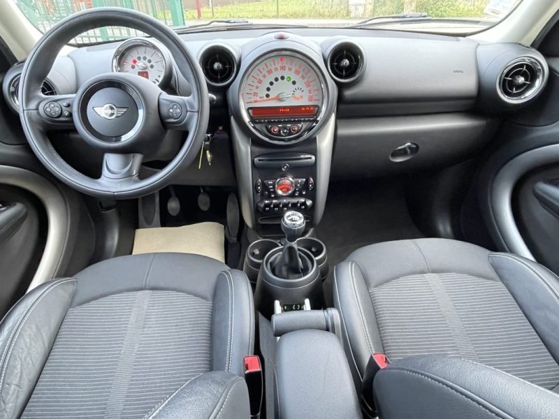 Mini Countryman 1.6D 112ch Hyde Park ALL4 1ere Main