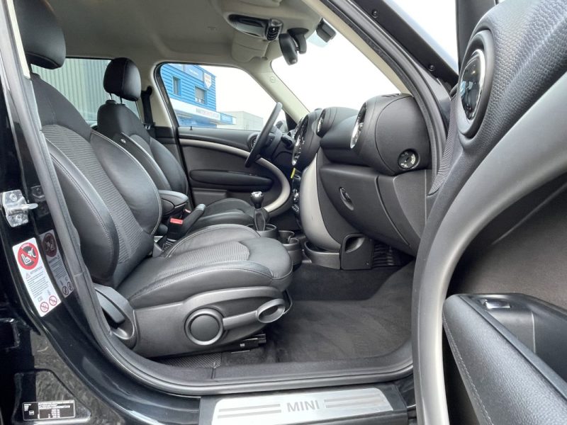 Mini Countryman 1.6D 112ch Hyde Park ALL4 1ere Main