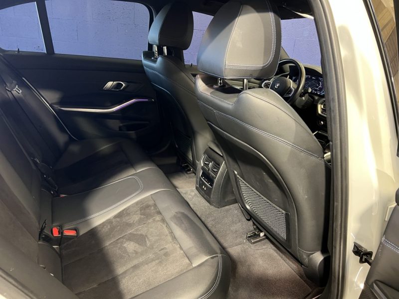 BMW SERIE 3 330E 292CH - BVA - BLACK SHADOW - PACK M - 63000KM  