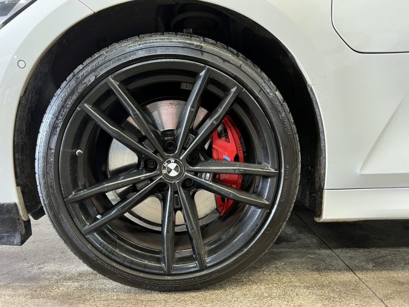 BMW SERIE 3 330E 292CH - BVA - BLACK SHADOW - PACK M - 63000KM  