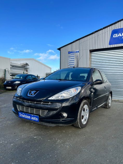 PEUGEOT 206+ 206+ 1.4 ESSENCE 2009
