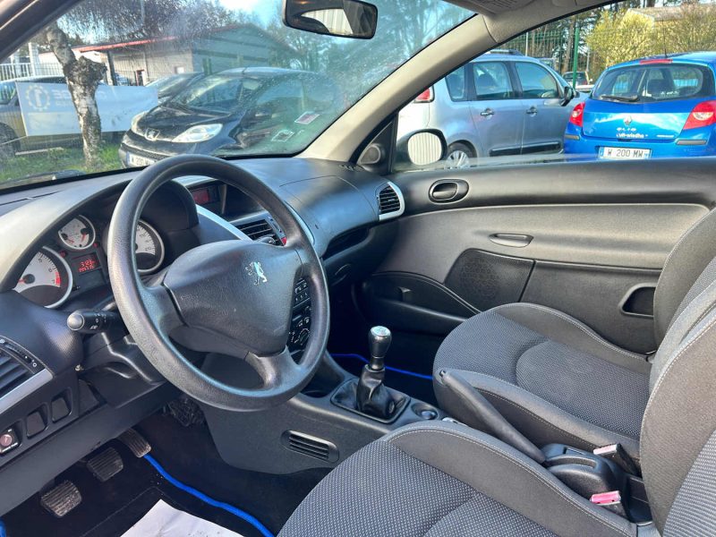 PEUGEOT 206+ 206+ 1.4 ESSENCE 2009