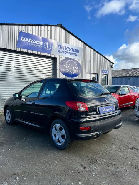 PEUGEOT 206+ 206+ 1.4 ESSENCE 2009