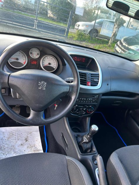 PEUGEOT 206+ 206+ 1.4 ESSENCE 2009