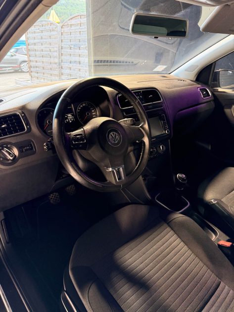 Volkswagen Polo 5 Essence – Révisée, Garantie incluse – Idéale jeune conducteur