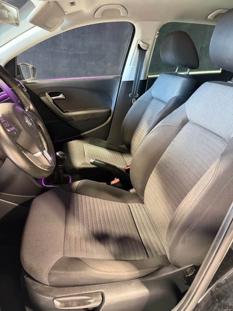 Volkswagen Polo 5 Essence – Révisée, Garantie incluse – Idéale jeune conducteur
