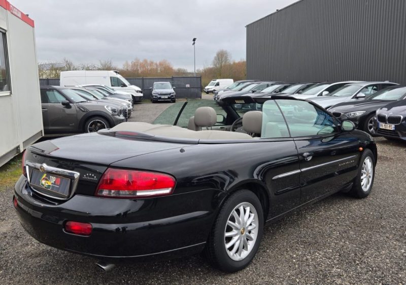 Chrysler Sebring Cabrio 2.7 LX 203ch 58000kms Infinity