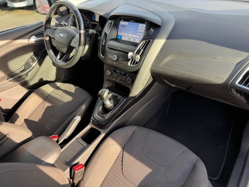 FORD FOCUS 1.5 TDCI 120CH BUSINESS NAV 2016