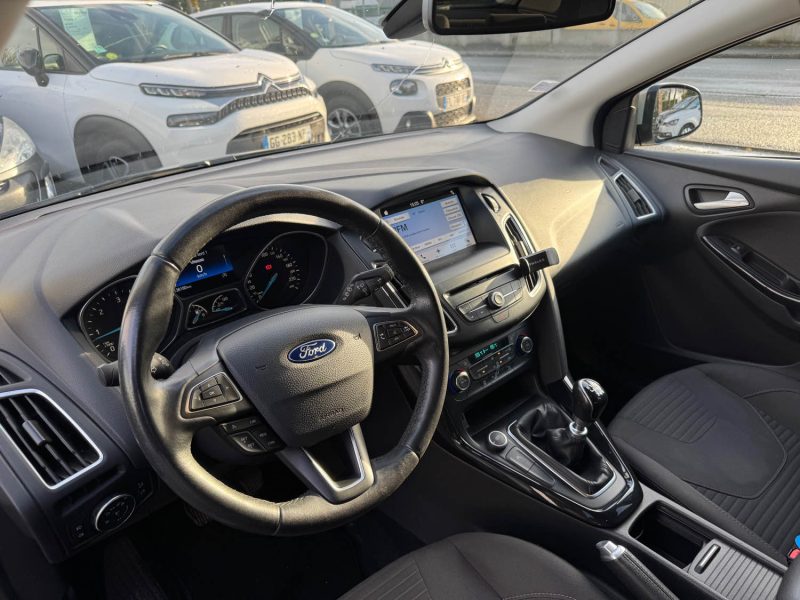 FORD FOCUS 1.5 TDCI 120CH BUSINESS NAV 2016