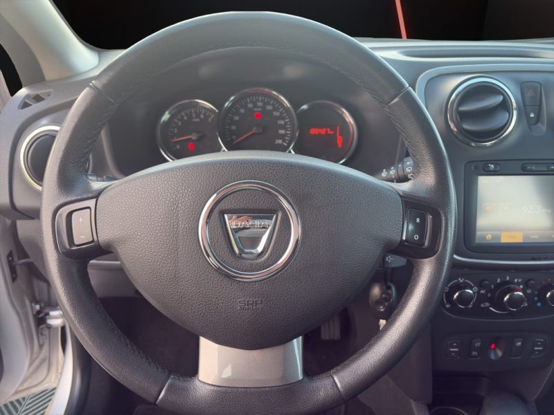 DACIA SANDERO STEPWAY 0.9 TCE 90CH ECO² LAURÉATE