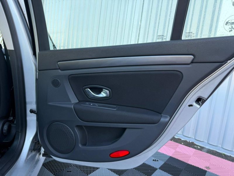 RENAULT LAGUNA 1.5 DCI 110 CV GARANTIE 12 MOIS