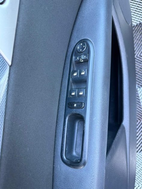 PEUGEOT 407 2.0 HDI 136CV GARANTIE 12 MOIS