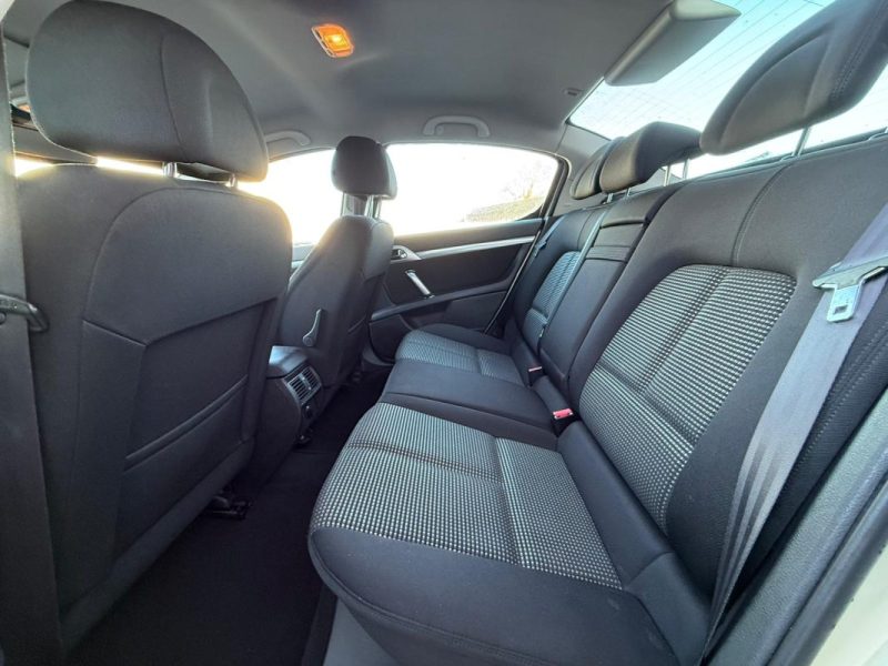 PEUGEOT 407 2.0 HDI 136CV GARANTIE 12 MOIS