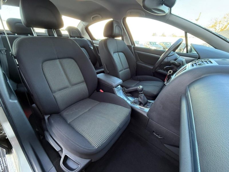 PEUGEOT 407 2.0 HDI 136CV GARANTIE 12 MOIS