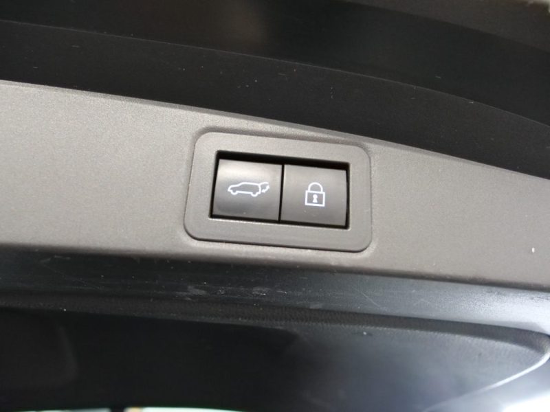 TOYOTA COROLLA E 184H COLLECTION 8CV 2021