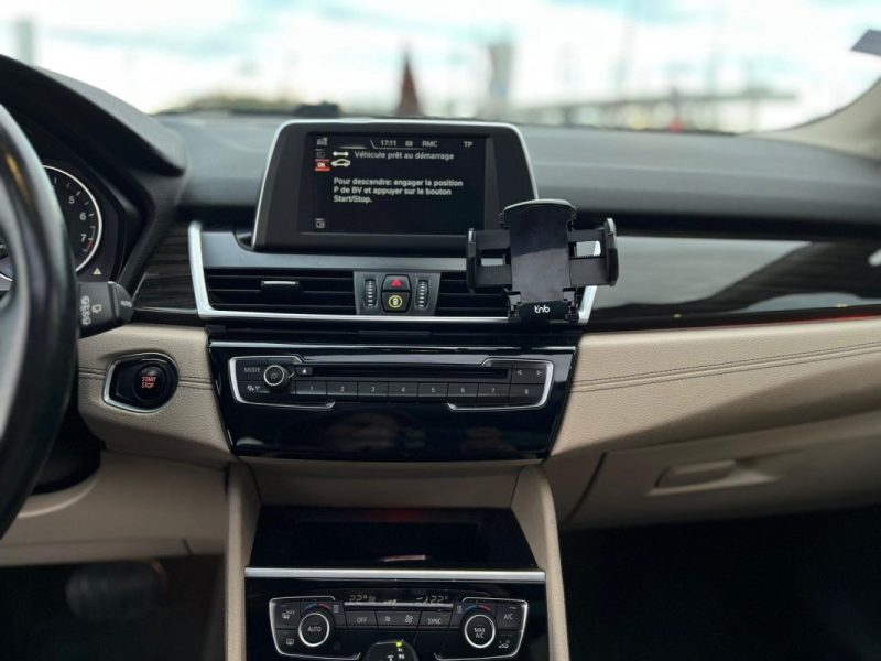 BMW 2 Active Tourer 225xe Luxury BVA6 • Hybride • Toit Ouvrant