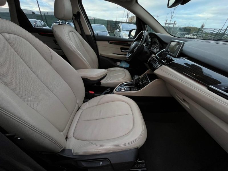 BMW 2 Active Tourer 225xe Luxury BVA6 • Hybride • Toit Ouvrant