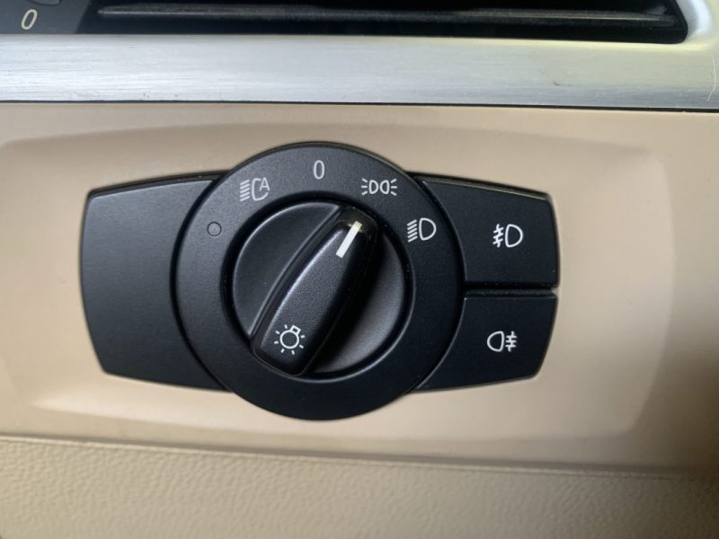 BMW SERIE 3 335i E91 306cv BVM6 PACK LUXE - Suivie ok  