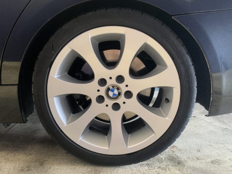 BMW SERIE 3 335i E91 306cv BVM6 PACK LUXE - Suivie ok  