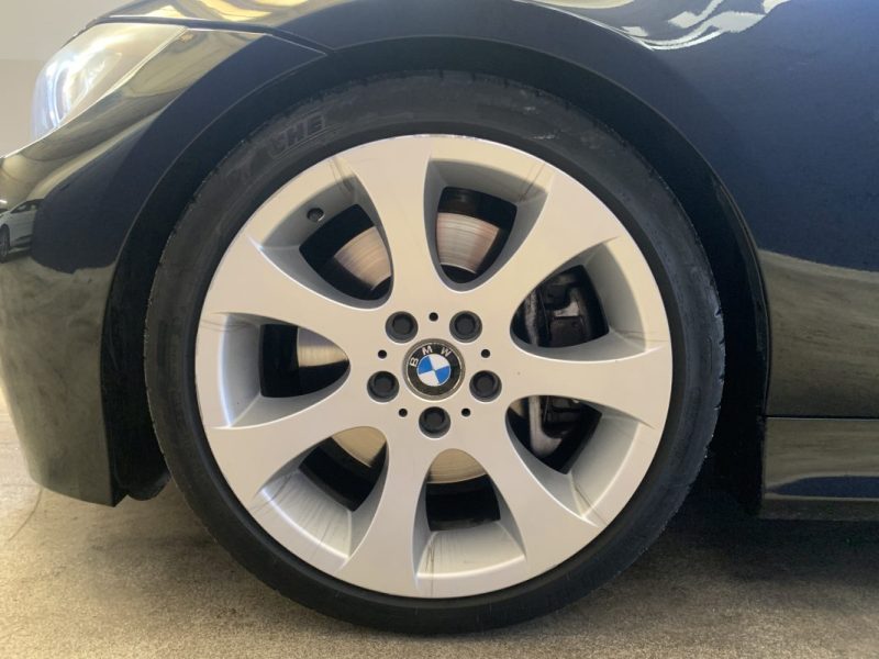 BMW SERIE 3 335i E91 306cv BVM6 PACK LUXE - Suivie ok  