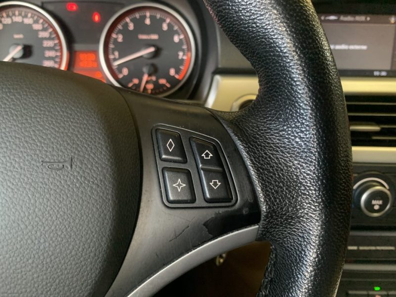 BMW SERIE 3 335i E91 306cv BVM6 PACK LUXE - Suivie ok  