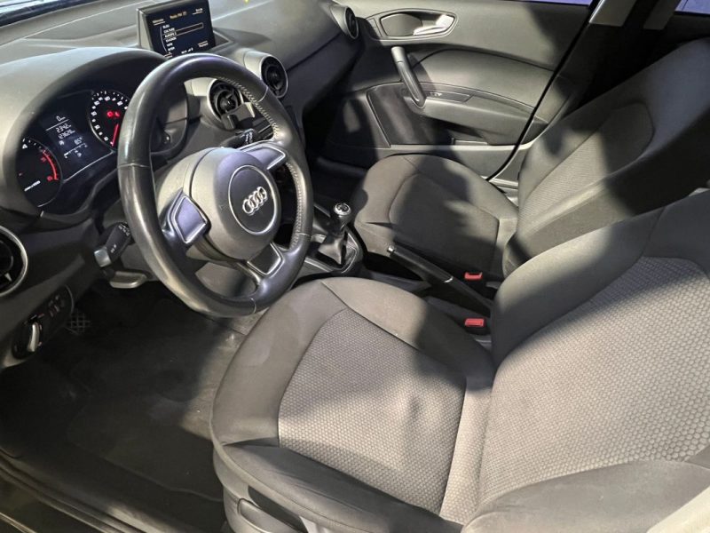 AUDI A1 SPORTBACK 1.4 TDI 90cv ULTRA AMBIENTE BUISNESS - 124 00 km 