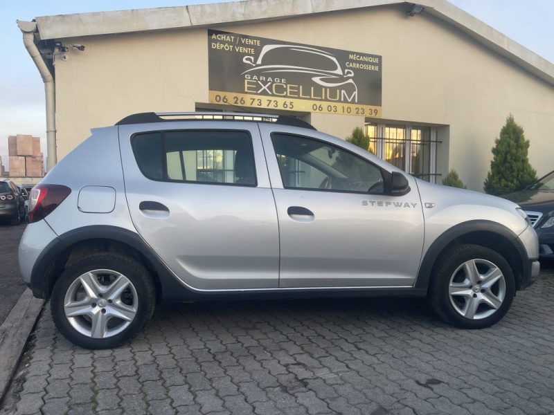DACIA SANDERO STEPWAY  2015