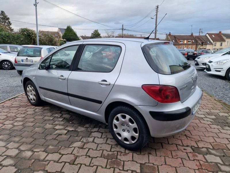 PEUGEOT 307 1.6I 16V 110CV *XR PRESENCE* GARANTIE REVISE