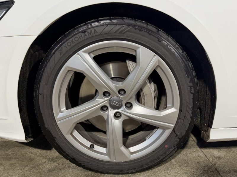 AUDI A6 AVANT V6 3.0 TDI 231cv TIPTRONIC8 QUATTRO - Toit ouvrant - Sièges chauffants - Car play  